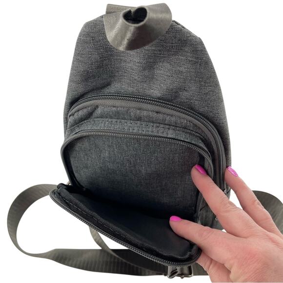 WESTEND Unisex Gorpcore Crossbody Polyester Sling Bag Backpack Adjustable Strap - Picture 4 of 6